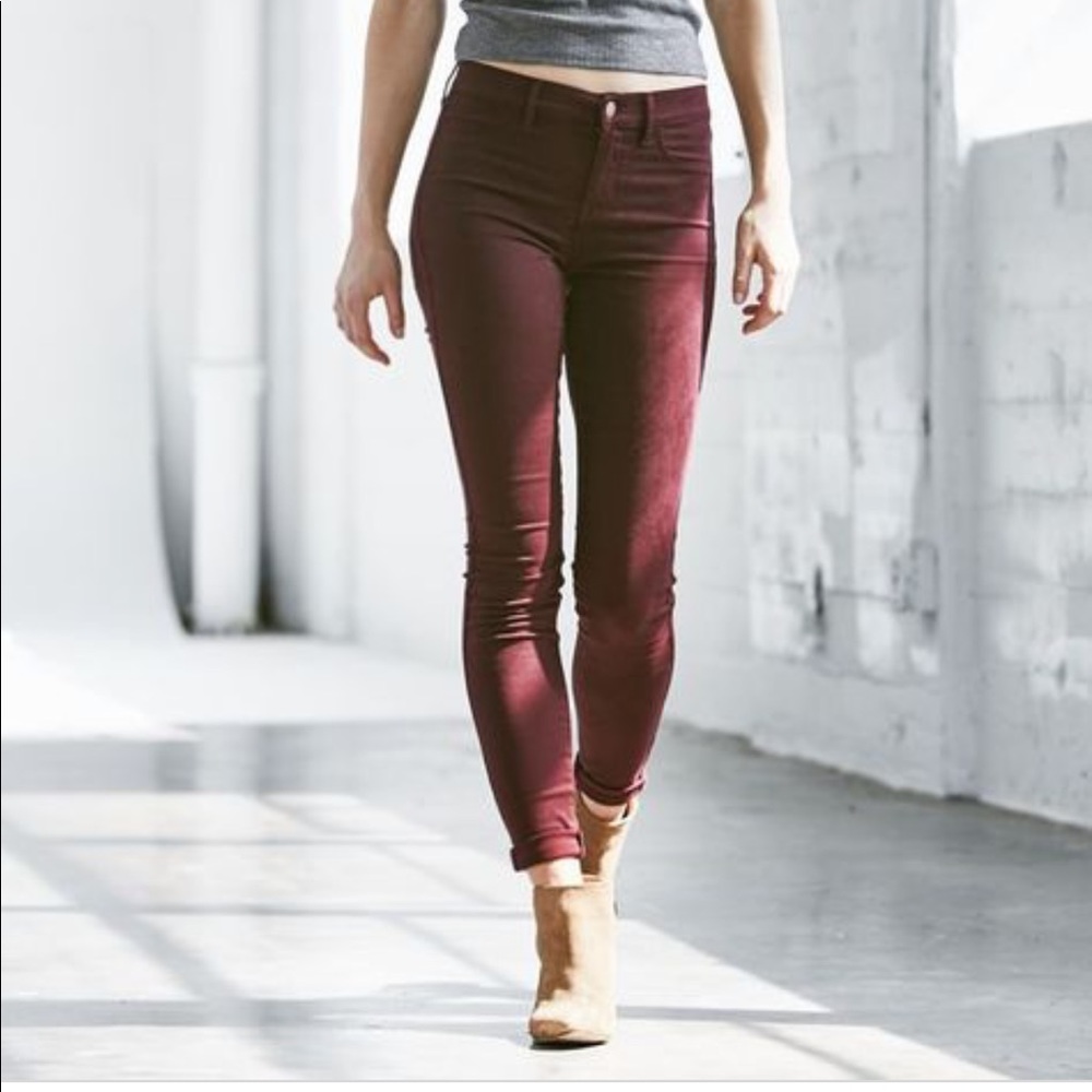 PacSun maroon skinny jegging!